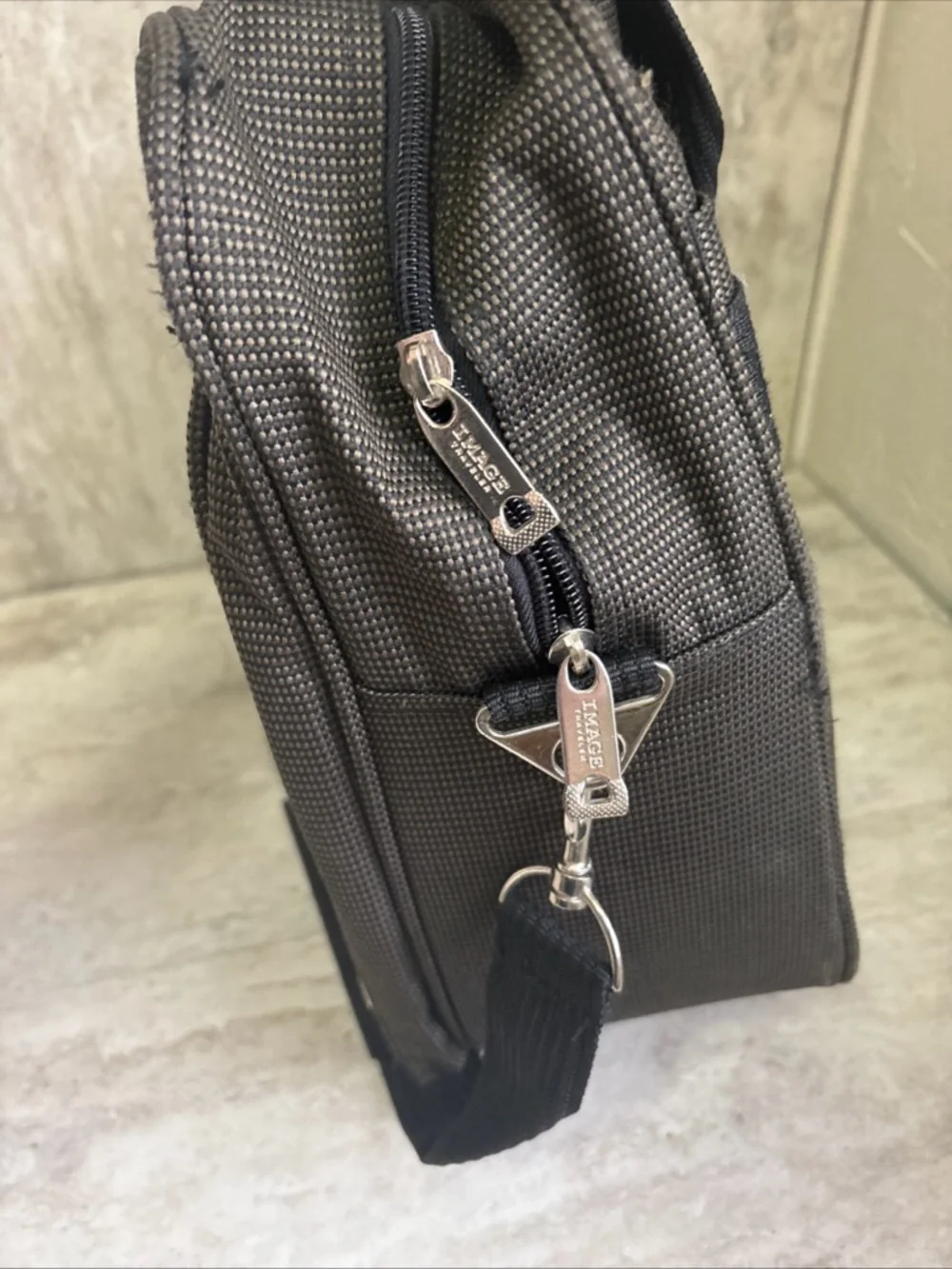Image Traveler Vintage/ Overnight Carry On Bag/ 15 X 13x 6” Roller Bag- Slot EUC